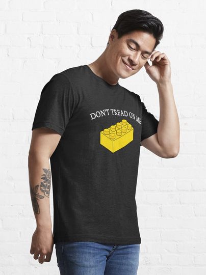 Don't Tread On Me Essential T-Shirt