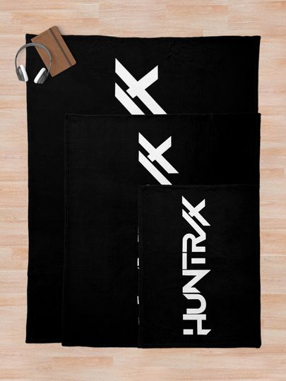 HUNTRIX - Kpop Demon Hunters Fleece Blanket