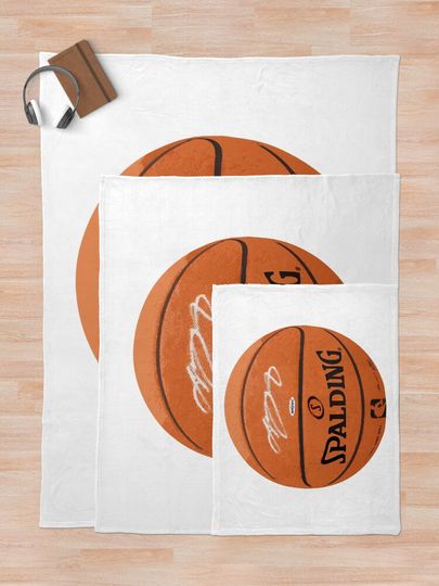 Lebron James Signed Basketball ,Lebron James King Throw Blanket, Gift for Fan