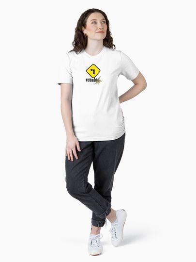 Rebelde Way Essential T-Shirt