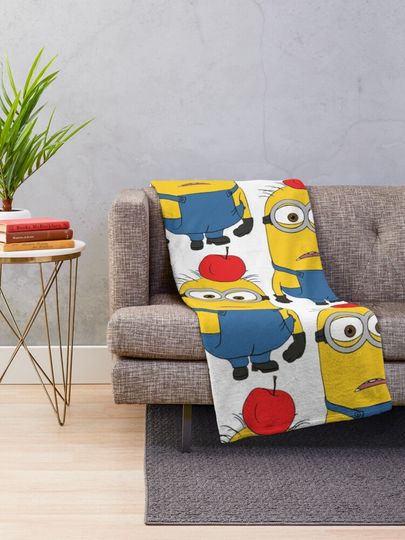 Minion with an apple Cartoon Throw Blanket, Comfortable Blanket for Men, Women, Kids, Home Decor Gift Ideas