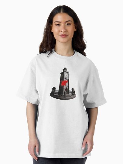 blood splattered on a clocktower Oversized T-Shirt