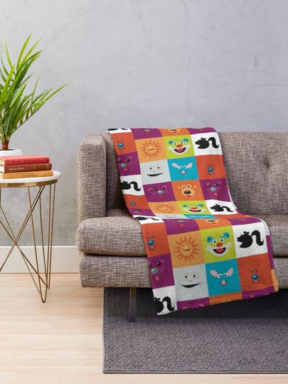 Bear in the big blue house Throw Blanket