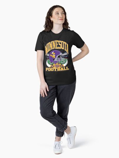 Football - minnesota vikings Essential T-Shirt