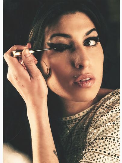 Amy Winehouse  Pullover Hoodie