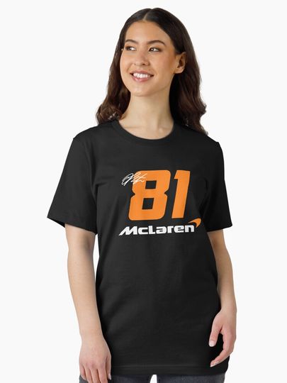Oscar Piastri_McLaren  Essential T-Shirt