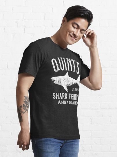 Quint's Shark Fishing - Amity Island 1975 Essential T-Shirt