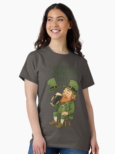 St. Patrick's leprechaun Classic T-Shirt