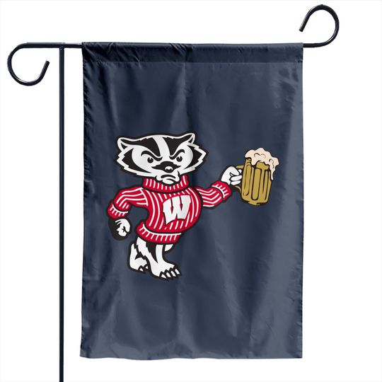 Boozy BUCKYY Bn - Wisconsins Badge - Garden Flags