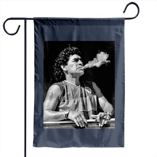 Discover SMOKING MY LIFE - Diego Maradona - Garden Flags