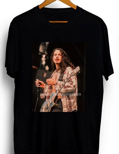 Chris Cornell T-Shirt / Vintage Shirt / Aesthetic Premium Unisex T-Shirt / Minimalist Style (Read Description)