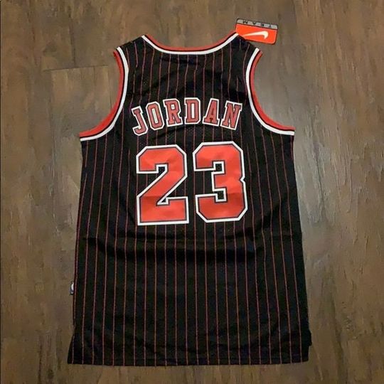 Michael Jordan Bulls Retro 23 Jersey