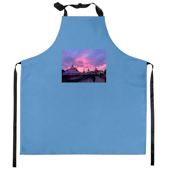 Paris Castle Pink - Disneyland Paris - Kitchen Aprons