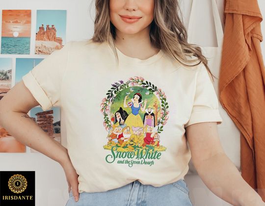 Retro 90s Disney Snow White and the seven Dwarfs