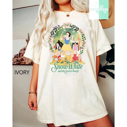 Retro 90s Disney Snow White Group Shot Classic