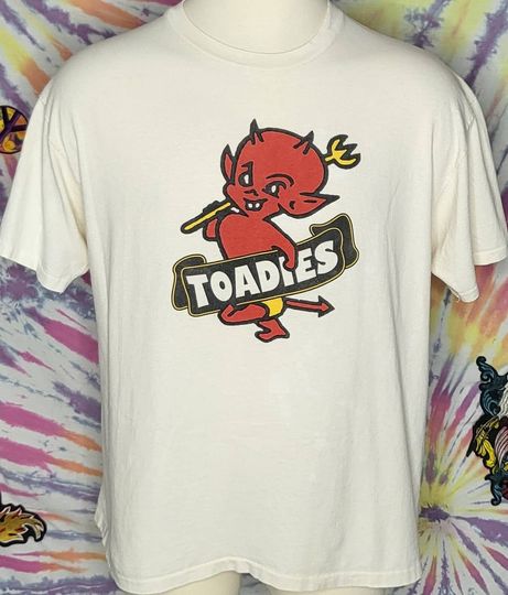 Discover VINTAGE Toadies Rubberneck T Shirt