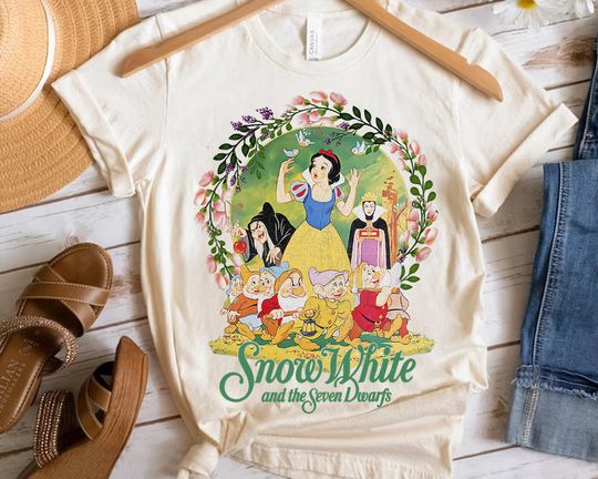 Retro 90s Disney Snow White Group Shot Classic Poster Floral Wreath Shirt, Unisex T-shirt