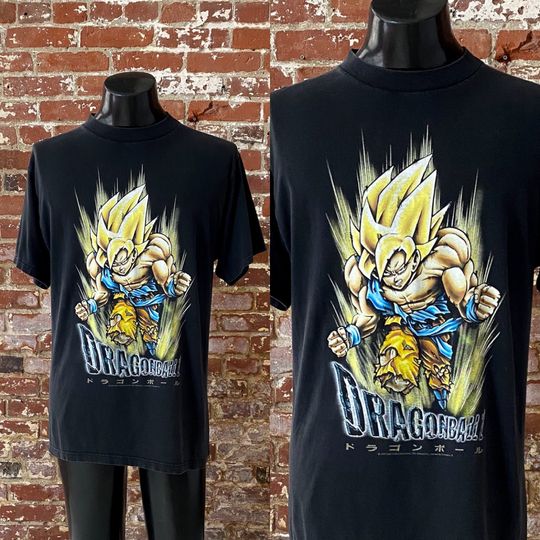90s Dragon Ball Z Goku Super Saiyan T-Shirt. Vintage 1997 Dragon Ball Z
