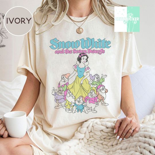 Retro 90s Disney Snow White Group Shot Classic