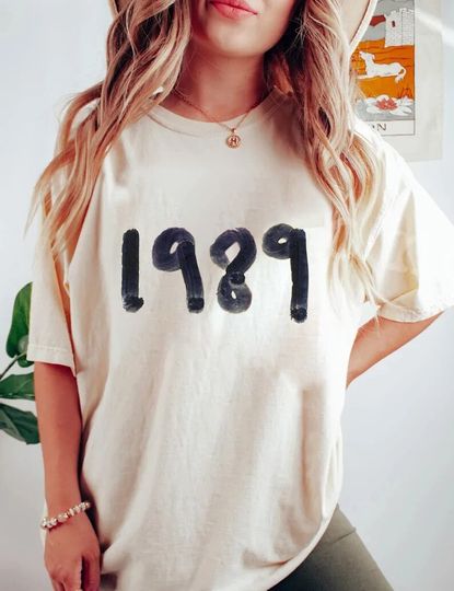 Discover Album 1989 Taylor Vintage T-shirt, Swift Taylor Inspired Shirt, Swift Taylor Vintage Merch, Taylor Shirt