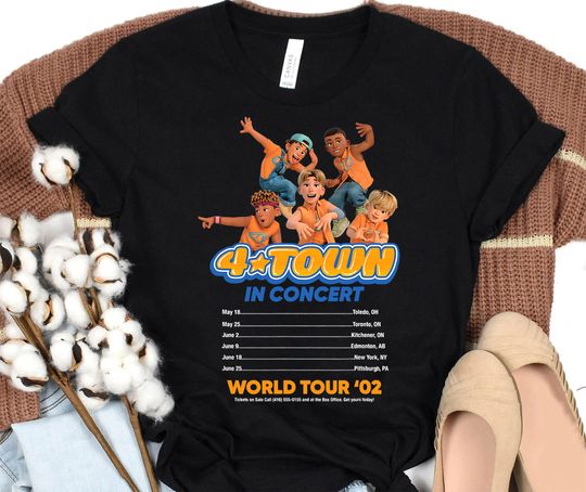 Disney Pixar Turning Red 4 Town Group In Concert World Tour '02 T-Shirt, Disneyland Matching Family Shirt
