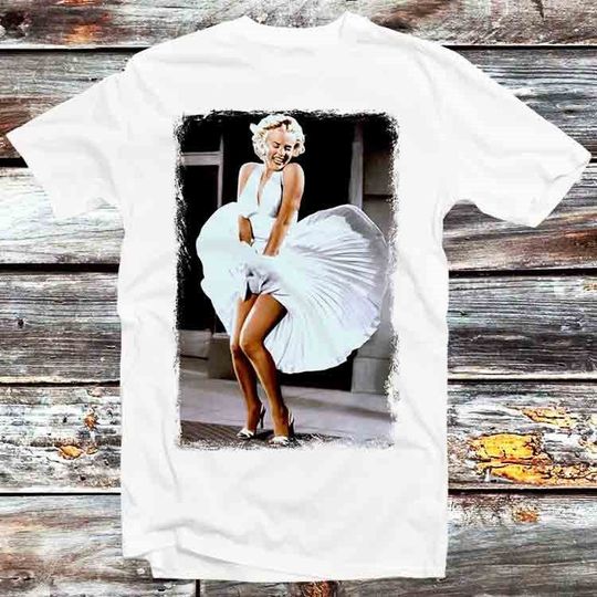 Marilyn Monroe Scene of Her Skirt Blowing Up T Shirt
