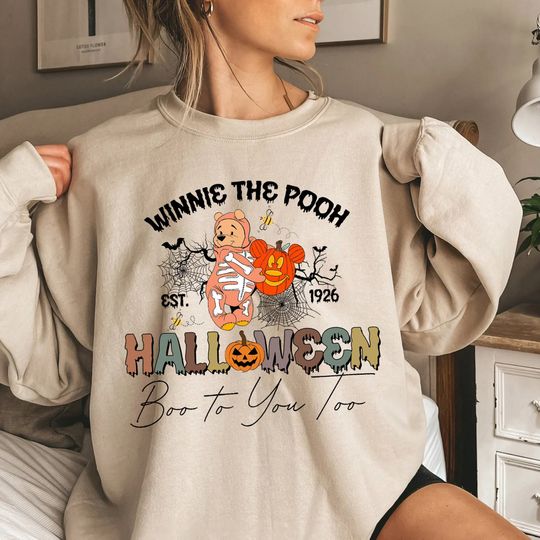 Vintage Disney Winnie The Pooh Est 1926 Halloween Sweatshirt