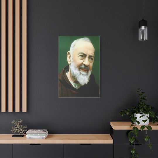 Saint Padre Pio Canvas