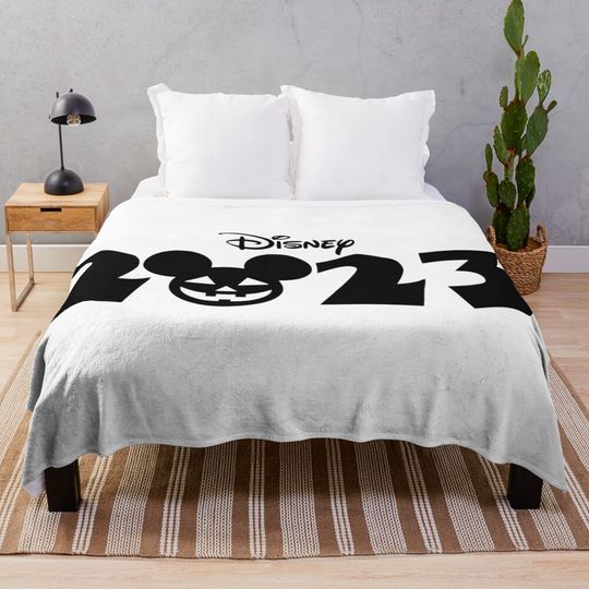 Disney Mickey Mouse Halloween 2023 Throw Blanket