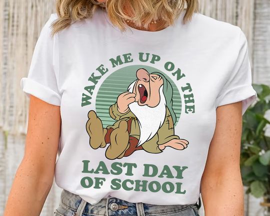 Funny Sleepy Last School Day T-Shirt, Disney Snow White & The Seven Dwarfs Shirt