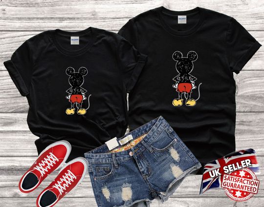 Discover Disney Mickey Minnie Mouse Chilling Cute Family Shirt