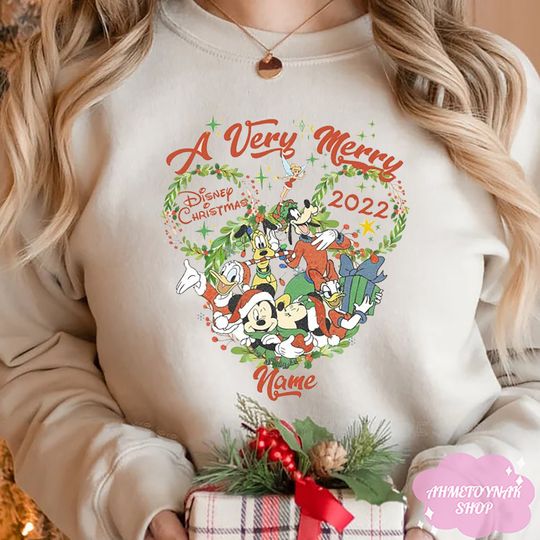 Discover Vintage Disney Christmas Sweatshirt