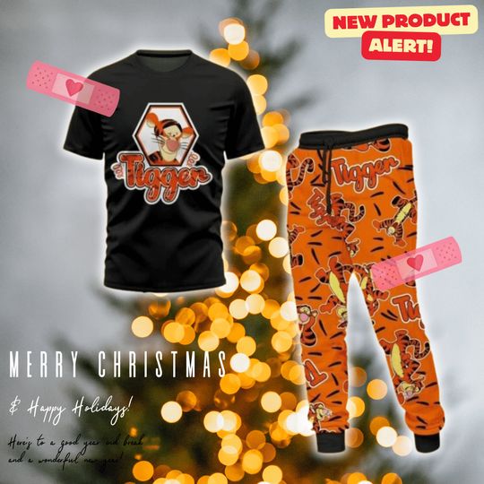 Winnie the P0oh Christmas Family Matching Pajamas, Pooh Bear Tiger Piglet Christmas Pajama Set, Disneyland Christmas Family Pajamas Outfit