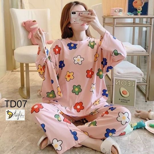 Pink Flower Pajama Sets, Women's Pajamas, Sleepwear for Teenagers and Adults