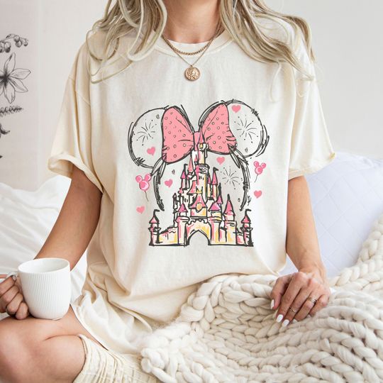  Minnie Castle Valentines T-Shirt, Valentines Day T-Shirt, Gift For Beloved, Disney Castle Shirt, Gift for Girlfriend