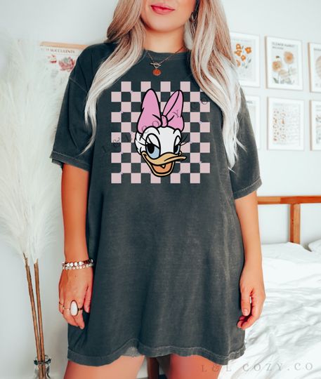 Disney  - Daisy Duck Checkered - Disney Graphic Tee