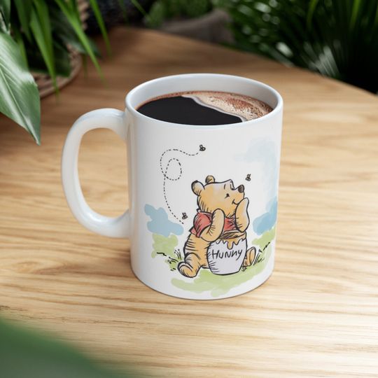 Disney Winnie the Pooh Mug,  Winnie Classic Honey and Bees for friends