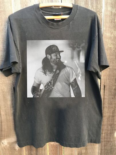 Discover Color Koe 90s shirt, Wetzel Graphic vintage, Koe Graphic Wetzel