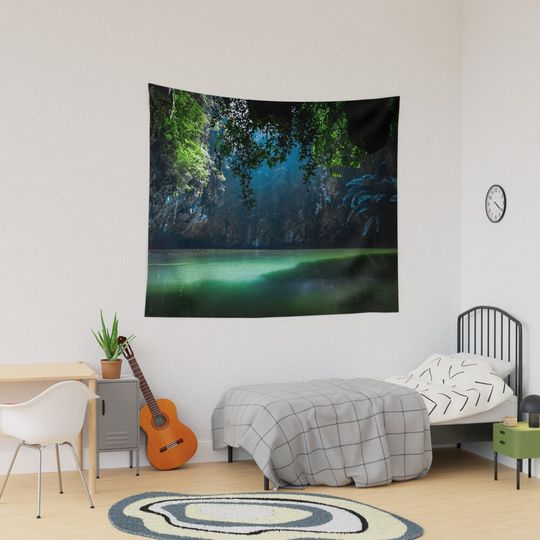 Discover Lagoon Tapestry