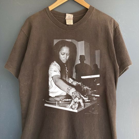 Retro Erykah Badu Graphic Tour Shirt