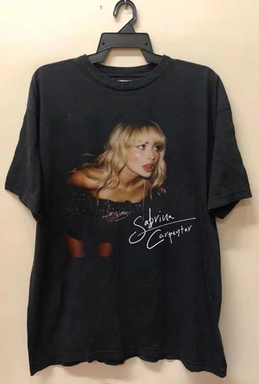 Discover Carpenter 90s Graphic sabrina Rock Music Tour 2024 T-Shirt Gift Fan