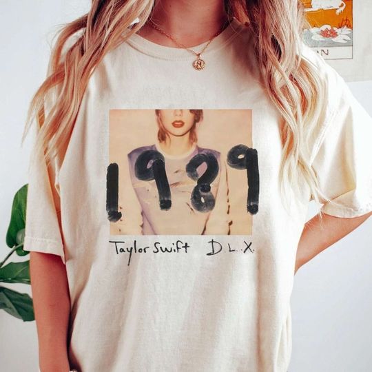 Discover Album 1989 Taylor Vintage T-Shirt