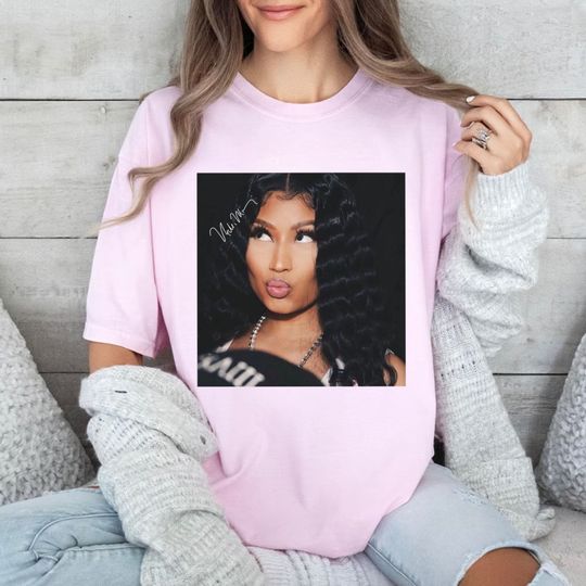Nicki Minaj Album, Fan-Friendly Chic, Anaconda Vibe Shirt
