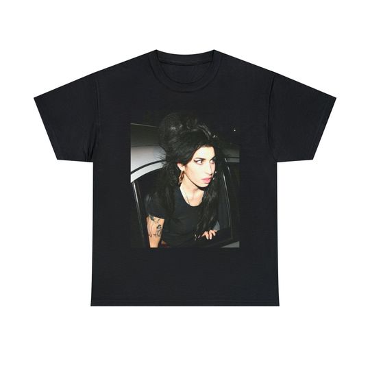 Amy Winehouse Vintage Retro T-Shirt