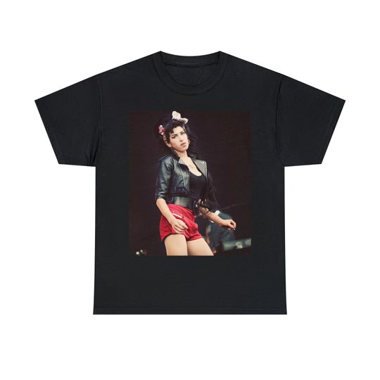 Amy Winehouse Vintage Retro T-Shirt