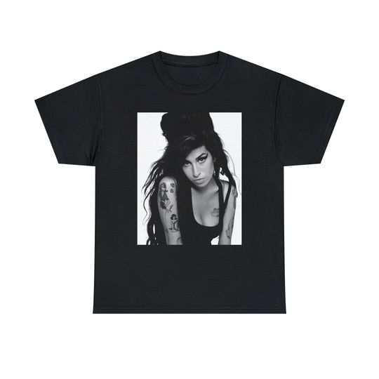 Amy Winehouse Vintage Retro T-Shirt