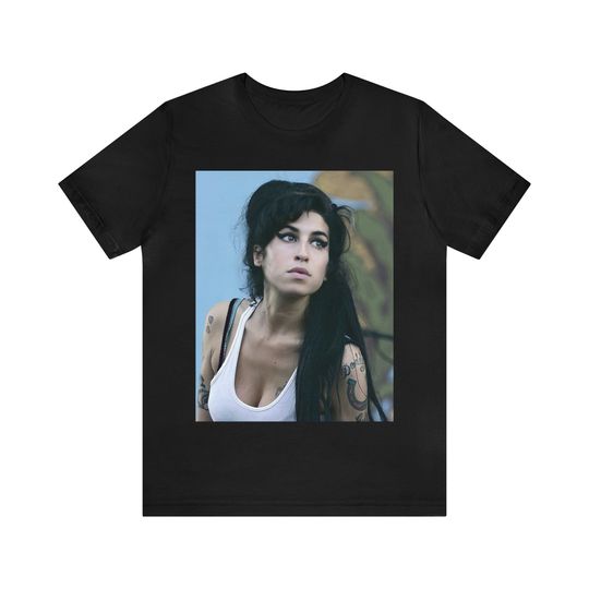 Amy Winehouse Vintage Retro T-Shirt