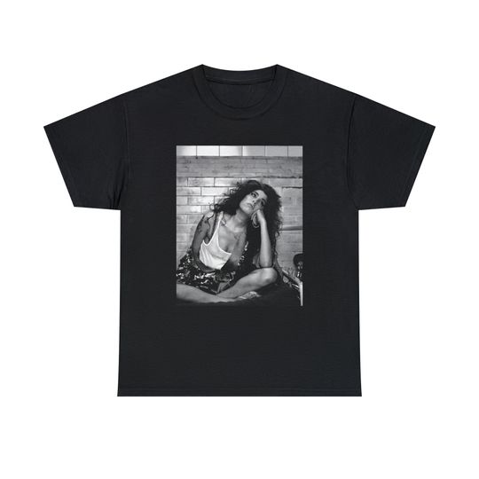 Amy Winehouse Vintage Retro T-Shirt