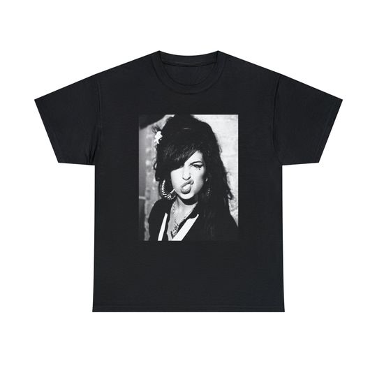 Amy Winehouse Vintage Retro T-Shirt