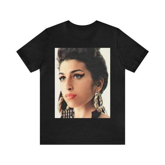 Amy Winehouse Vintage Retro T-Shirt